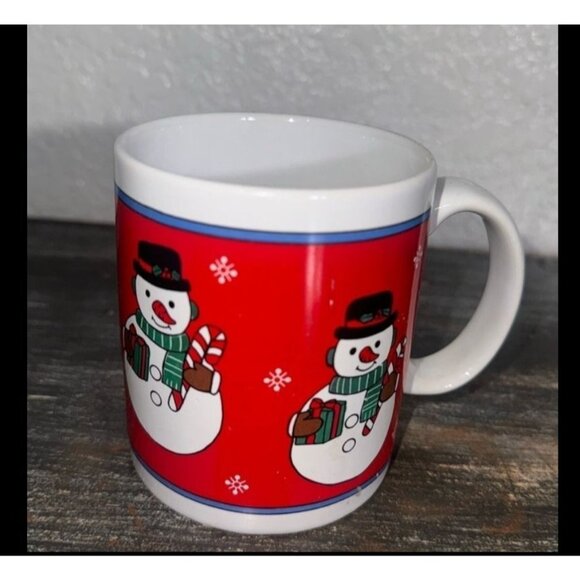 Festive Christmas Ceramic Mugs - Picture 6 of 16